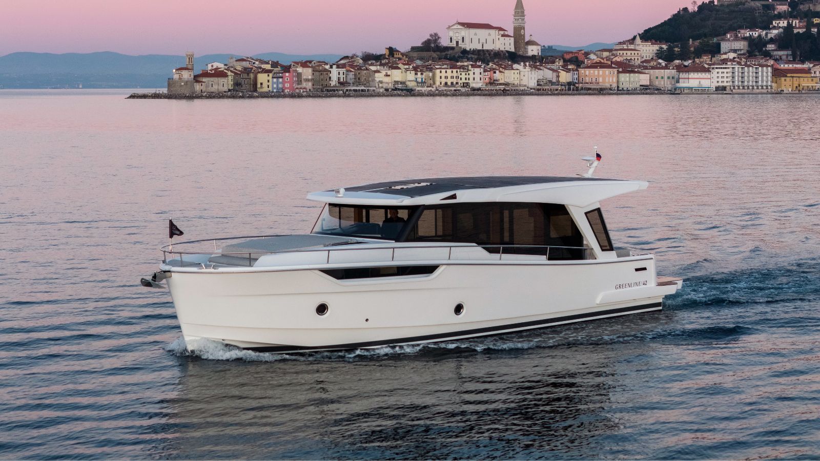 Greenline 42 - Southeast Asia Boats For Sale - Derani Yachts